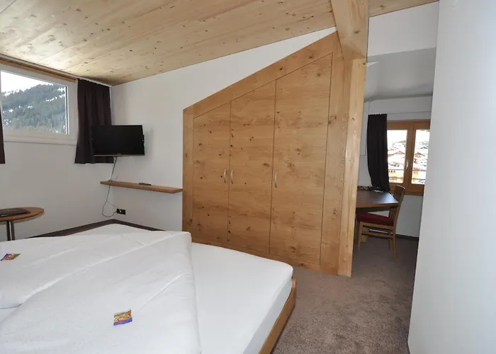 Stulzis Отель Лех